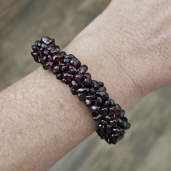 Silpada Super Rare Sterling Silver Garnet Nugget Bead Stretch Bracelet B0930 - Picture 8 of 11